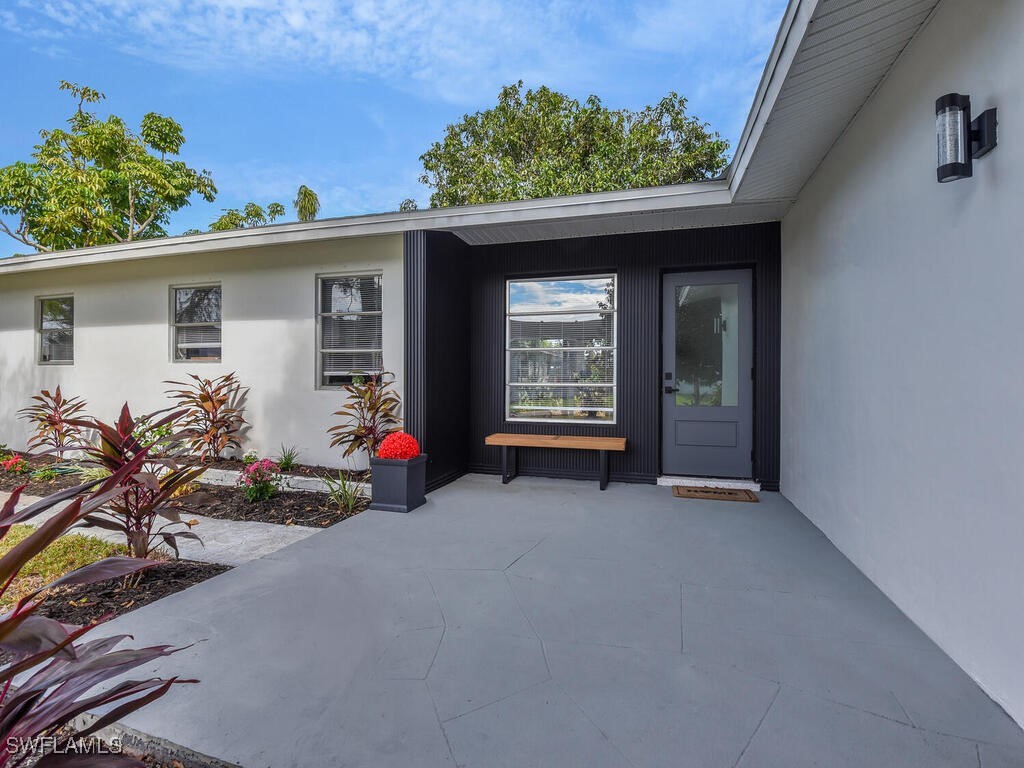 4941 Aztec Circle Naples FL 34112 225044229 image2