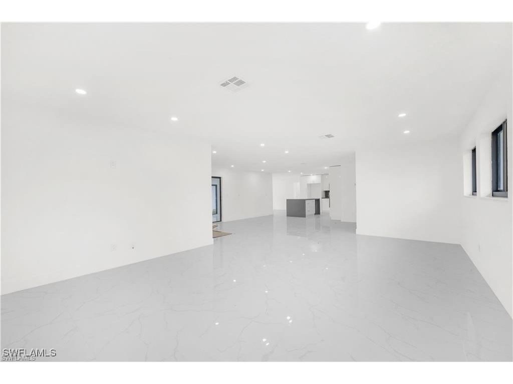 4943 Pelican Boulevard Cape Coral FL 33914 225083669 image11