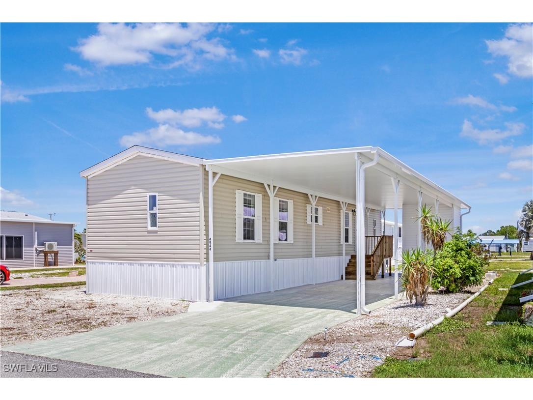 4944 Porky Lane Saint James City FL 33956 225056362 image1