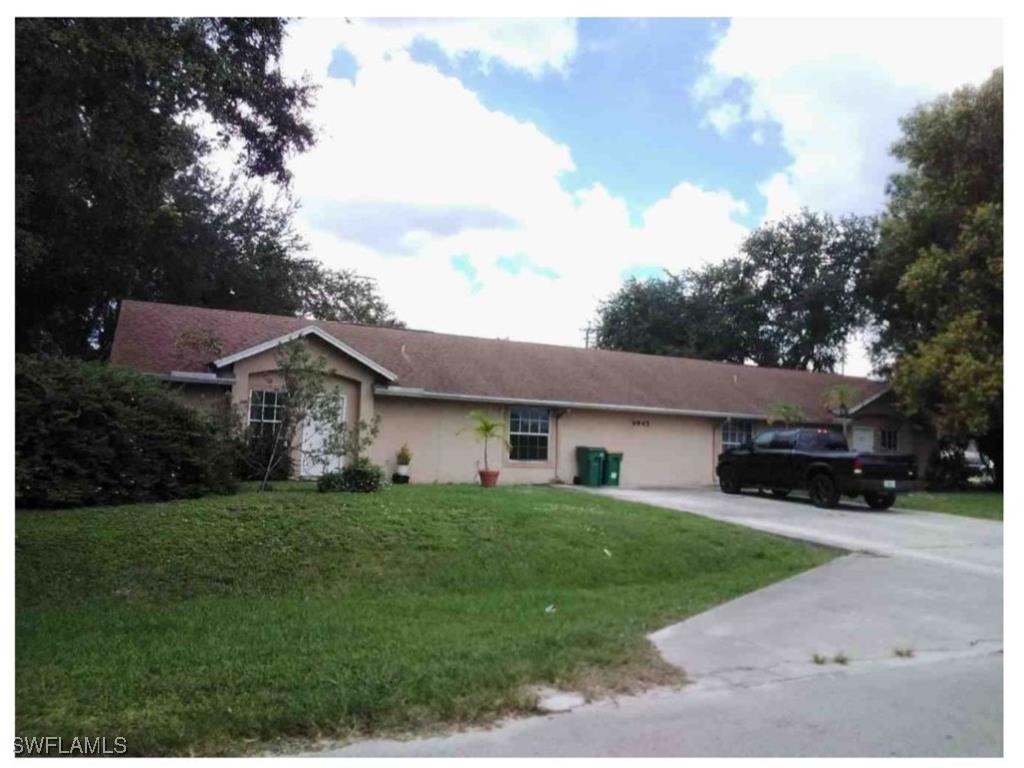 4945 26th Place SW Naples FL 34116 224064834 image1