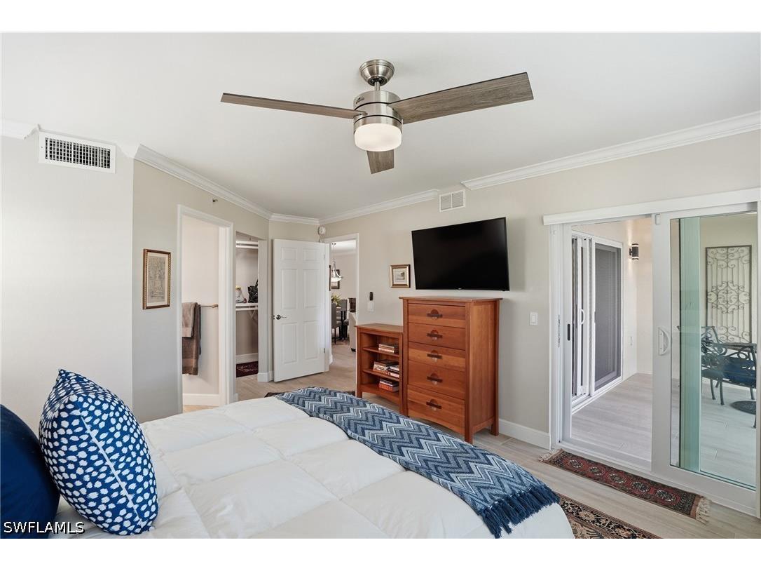 4945 Cougar Court S #4 Naples FL 34109 226018637 image17