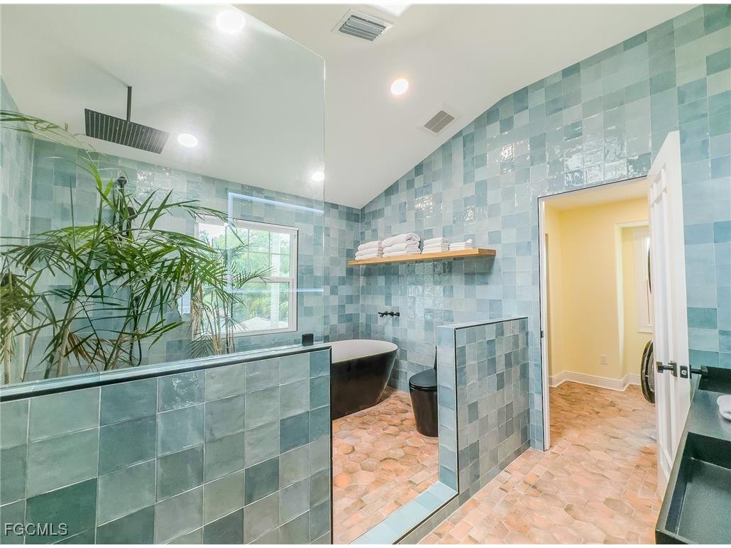 4946 Halifax Drive Port Orange FL 32127 2025010472 image31