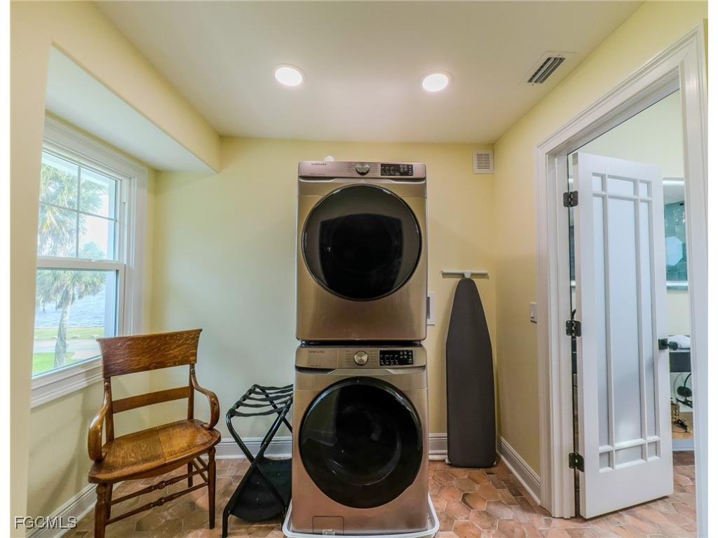 4946 Halifax Drive Port Orange FL 32127 2025010472 image34