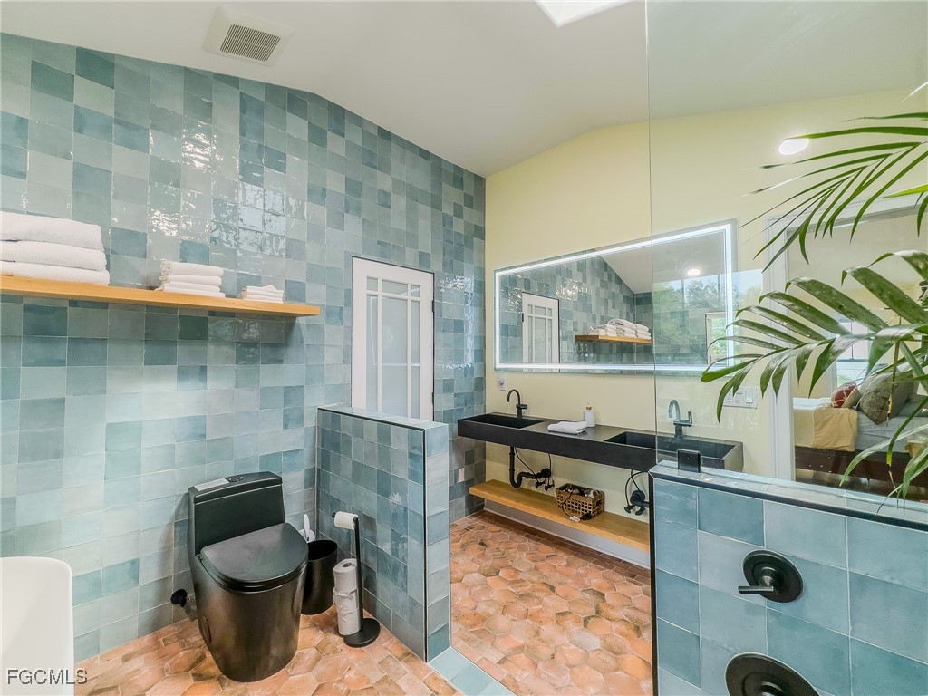 4946 Halifax Drive Port Orange FL 32127 2025010472 image35