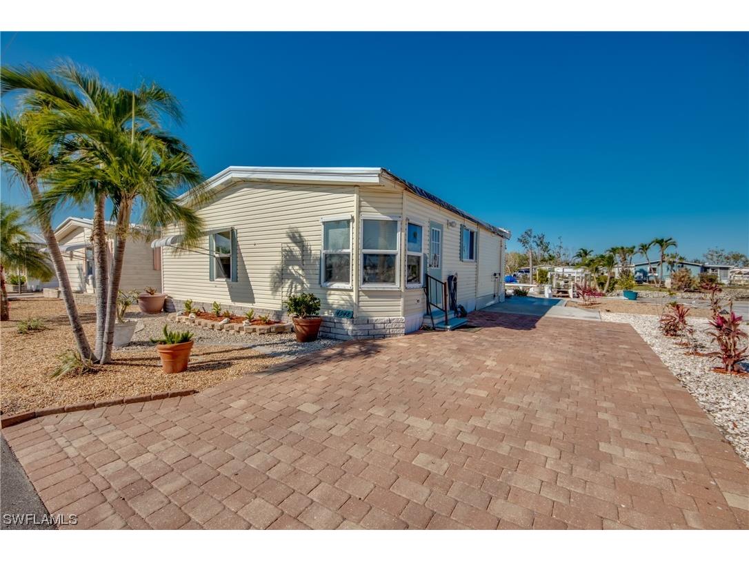 4948 Gulfgate Lane Saint James City FL 33956 223019530 image1