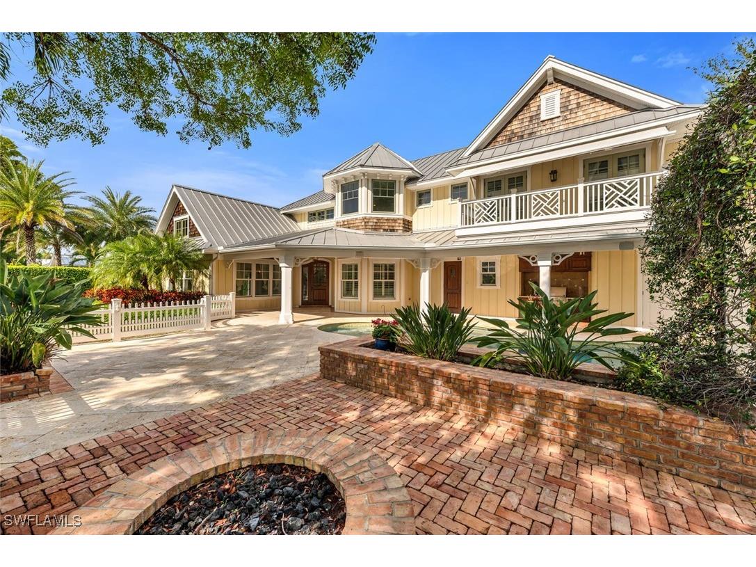 495 2nd Avenue N Naples FL 34102 225007544 image1