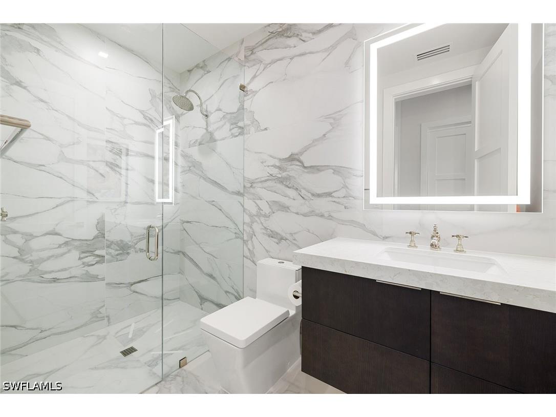 495 5th Street S #304 Naples FL 34102 226012328 image26