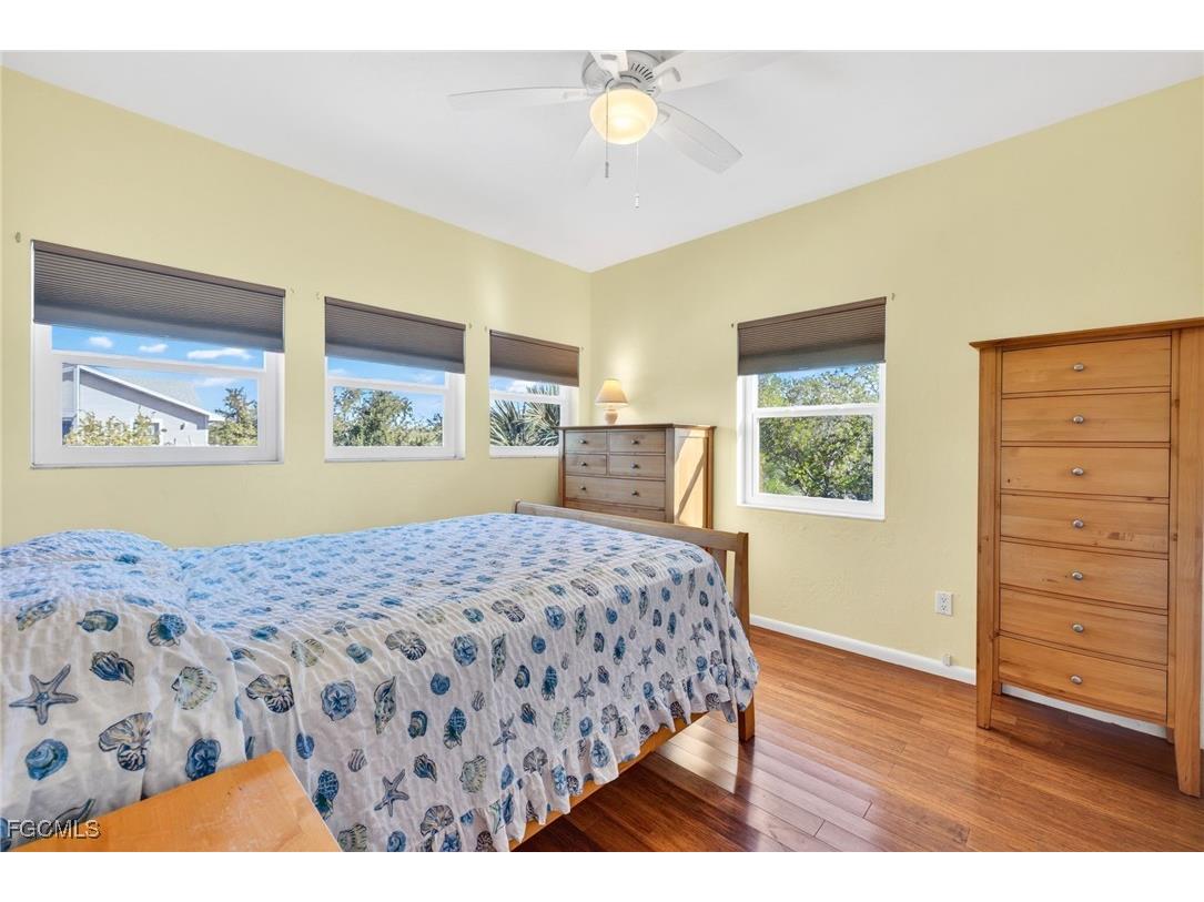 495 E Lake Road Sanibel FL 33957 2025021920 image17