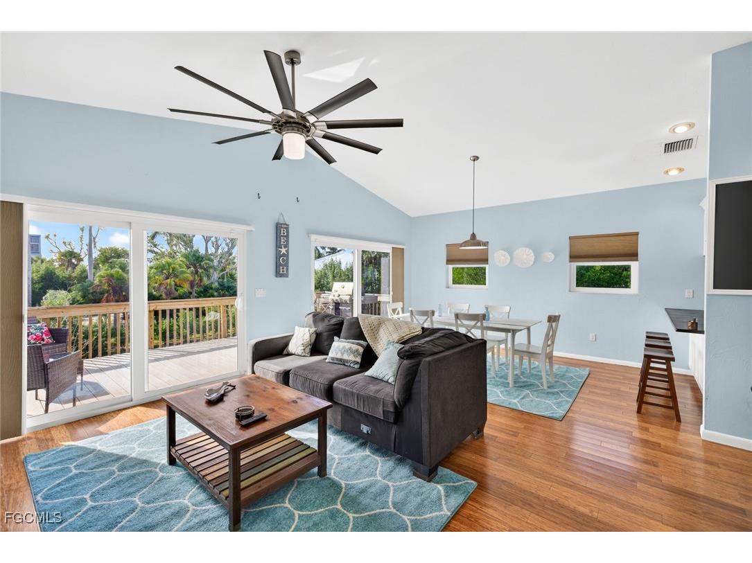 495 E Lake Road Sanibel FL 33957 2025021920 image4