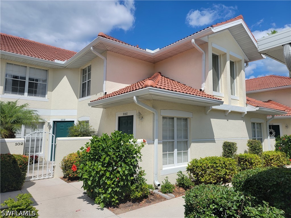 4950 Deerfield Way #D-202 Naples FL 34110 226014373 image1