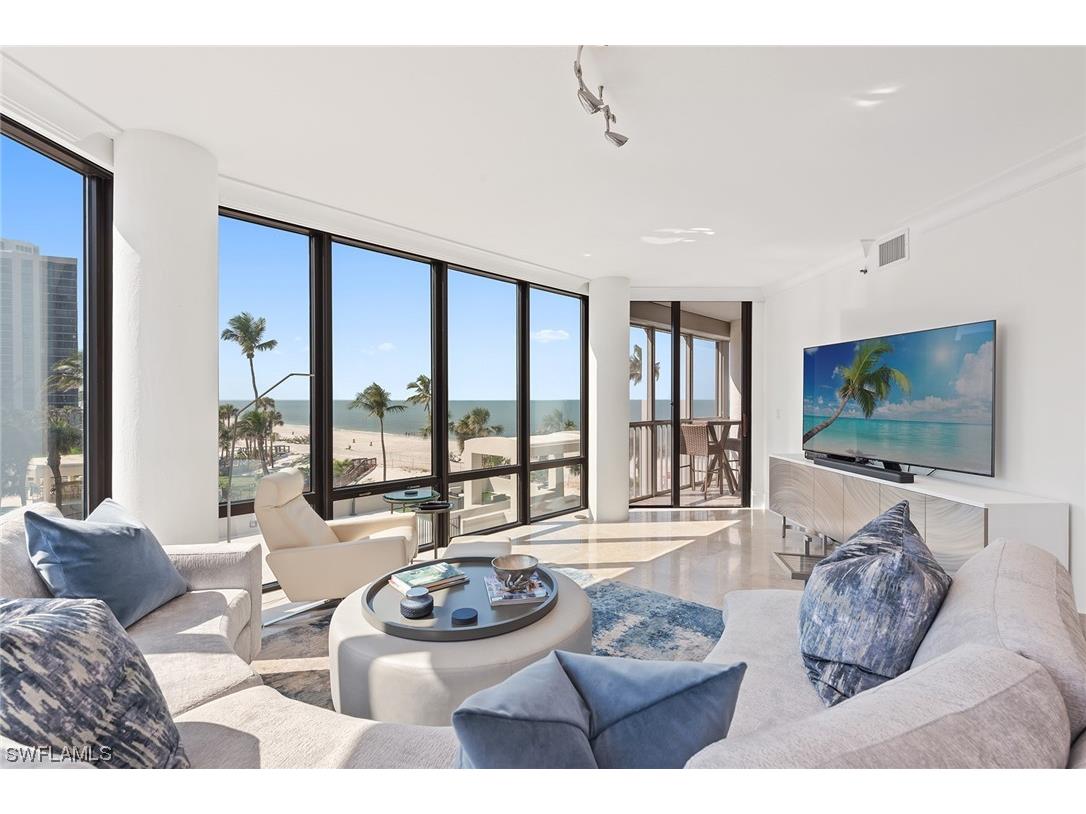 4951 Gulf Shore Boulevard N #101 Naples FL 34103 223018767 image1