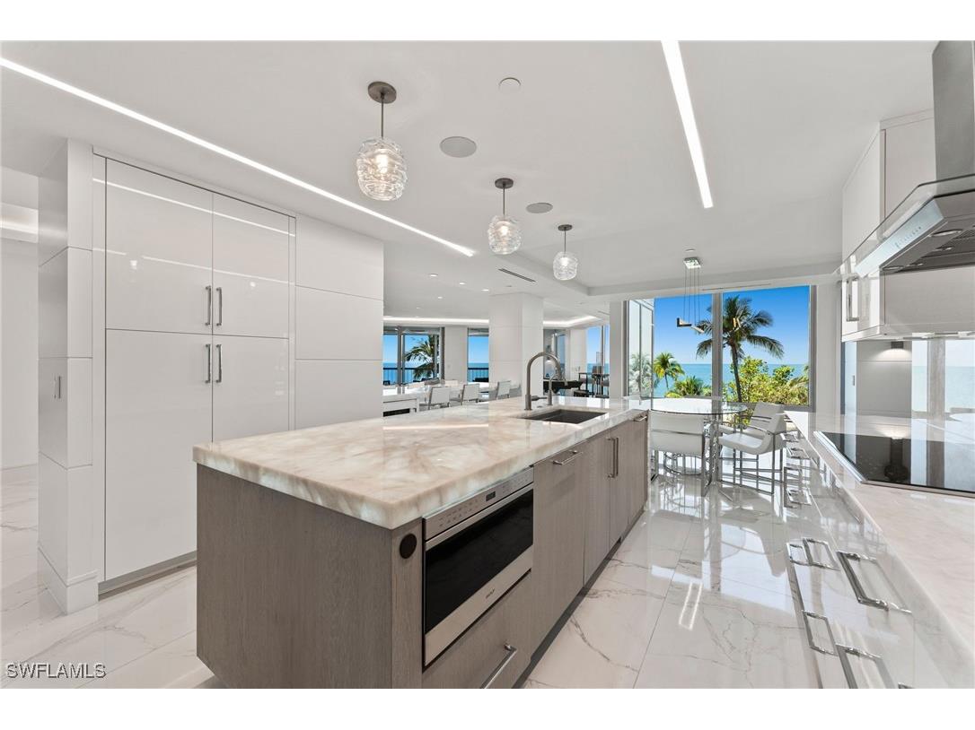 4951 Gulf Shore Boulevard N #103 Naples FL 34103 226002746 image5