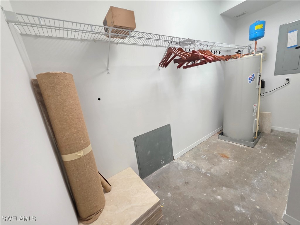 4951 Gulf Shore Boulevard N #104 Naples FL 34103 225068943 image32