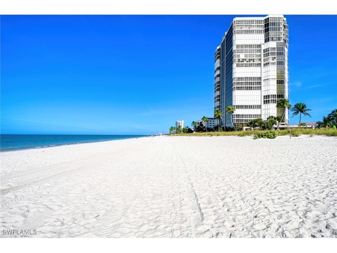 4951 Gulf Shore Boulevard N #104 Naples FL 34103 225068943 image5