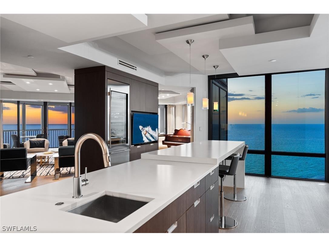 4951 Gulf Shore Boulevard N #703 Naples FL 34103 226010184 image4