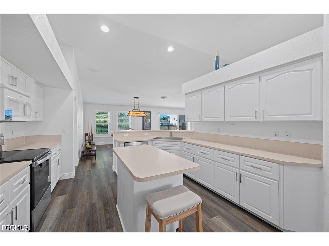 4955 Mederia Lane Estero FL 33928 2026014947 image17