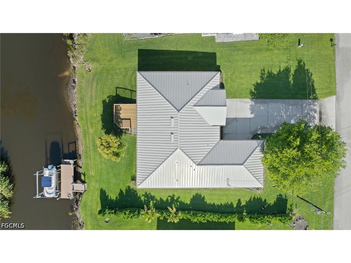 4955 Mederia Lane Estero FL 33928 2026014947 image34