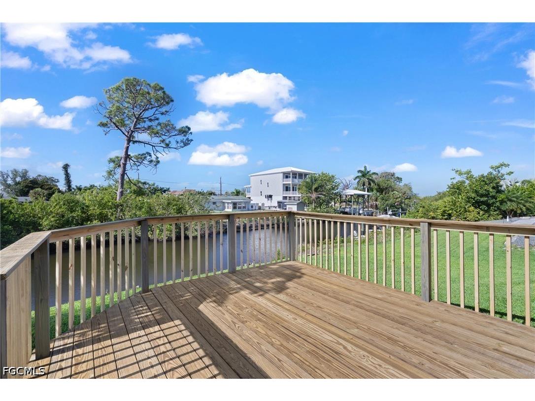 4955 Mederia Lane Estero FL 33928 2026014947 image8
