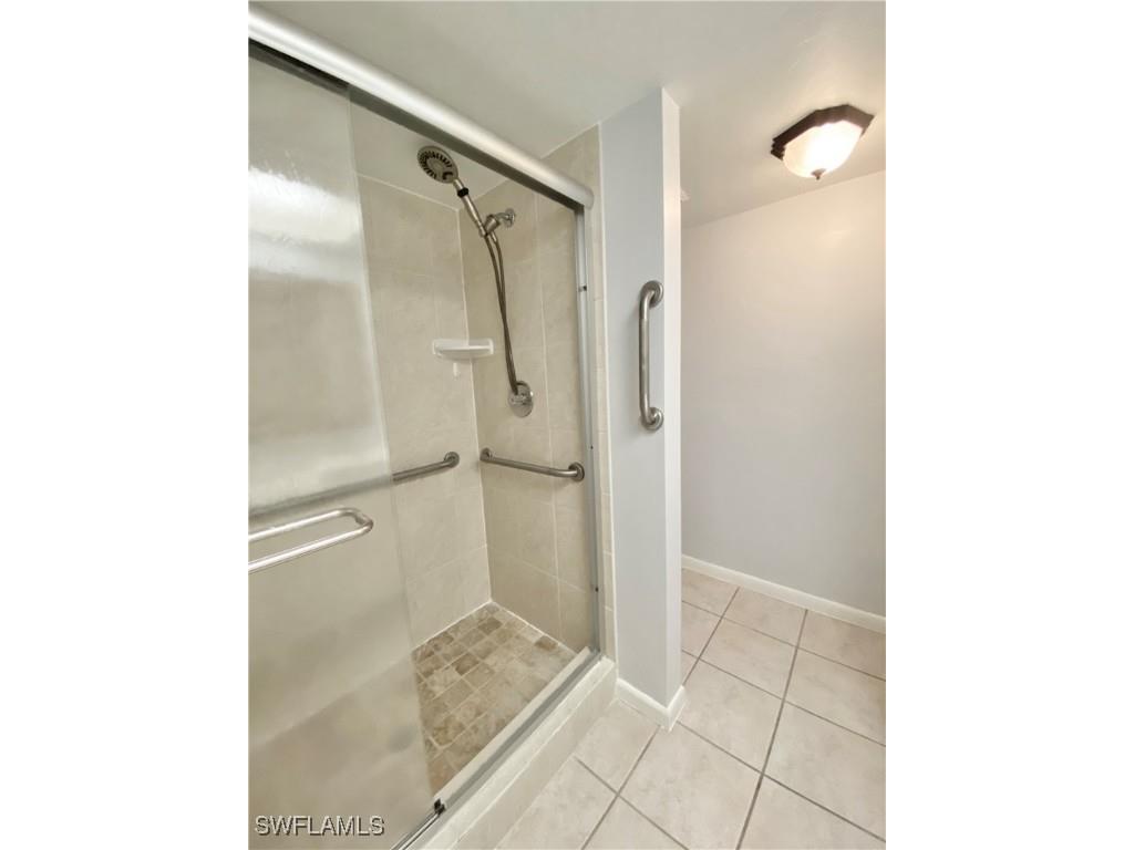4955 Pepper Circle #B-204 Naples FL 34113 225027995 image11