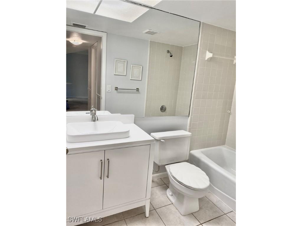 4955 Pepper Circle #B-204 Naples FL 34113 225027995 image13