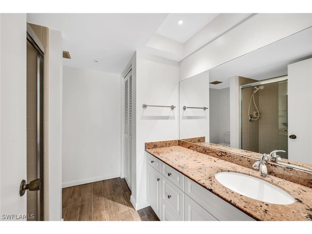 4955 Pepper Circle #B106 Naples FL 34113 226009878 image17