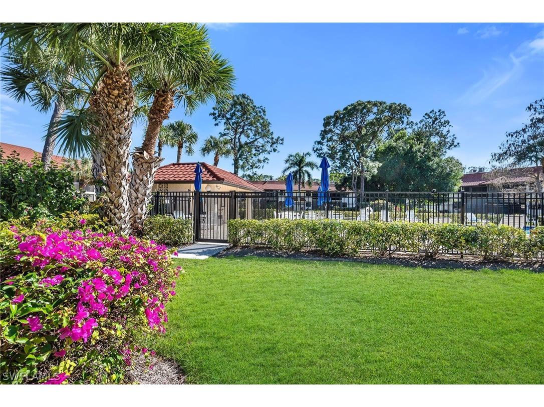 4955 Pepper Circle #B106 Naples FL 34113 226009878 image32