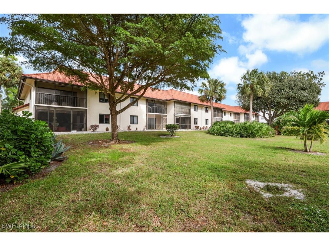 4955 Pepper Circle #B208 Naples FL 34113 225079033 image25