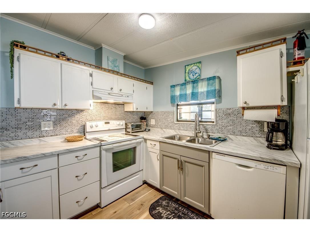 4955 Porky Lane Saint James City FL 33956 2026015655 image10