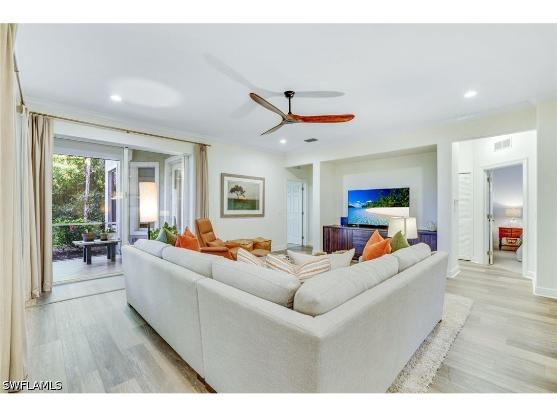 4956 Shaker Heights Court #101 Naples FL 34112 226020831 image2