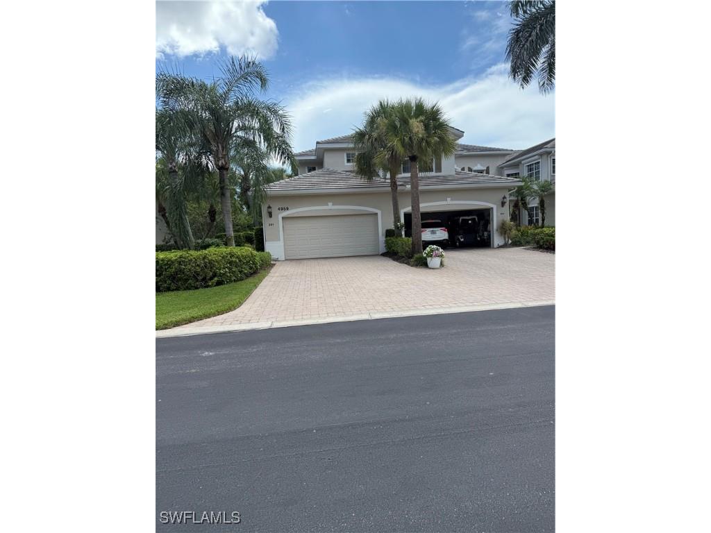 4959 Shaker Heights Ct Court #201 Naples FL 34112 225065230 image1