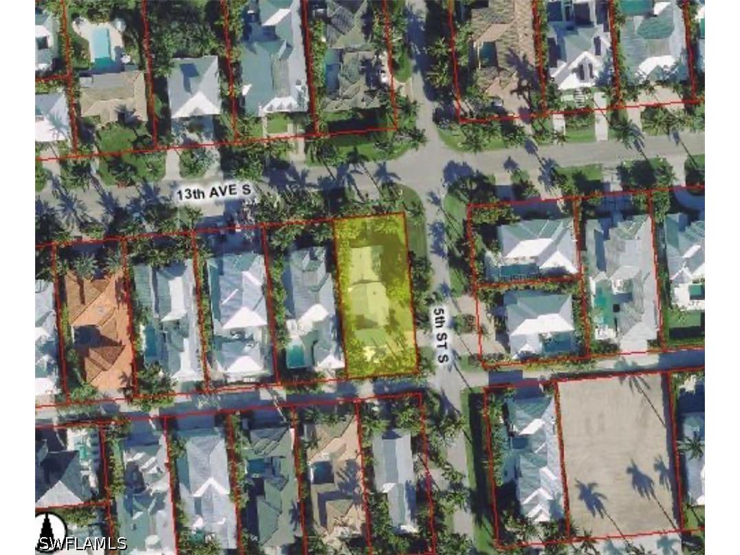 496 13th Avenue S Naples FL 34102 226021899 image1