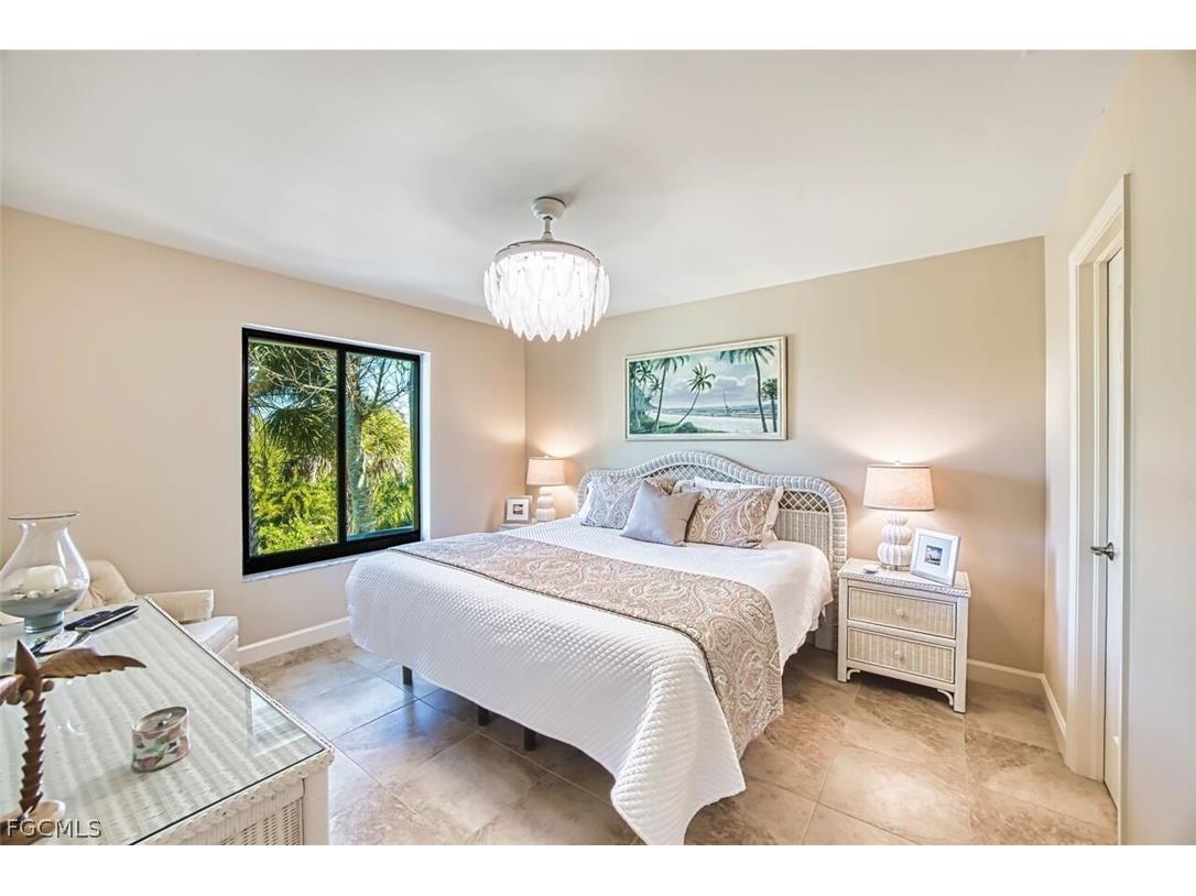 4960 Joewood Drive Sanibel FL 33957 2026006468 image41