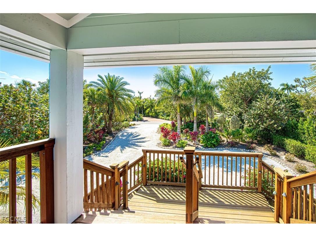 4960 Joewood Drive Sanibel FL 33957 2026006468 image6