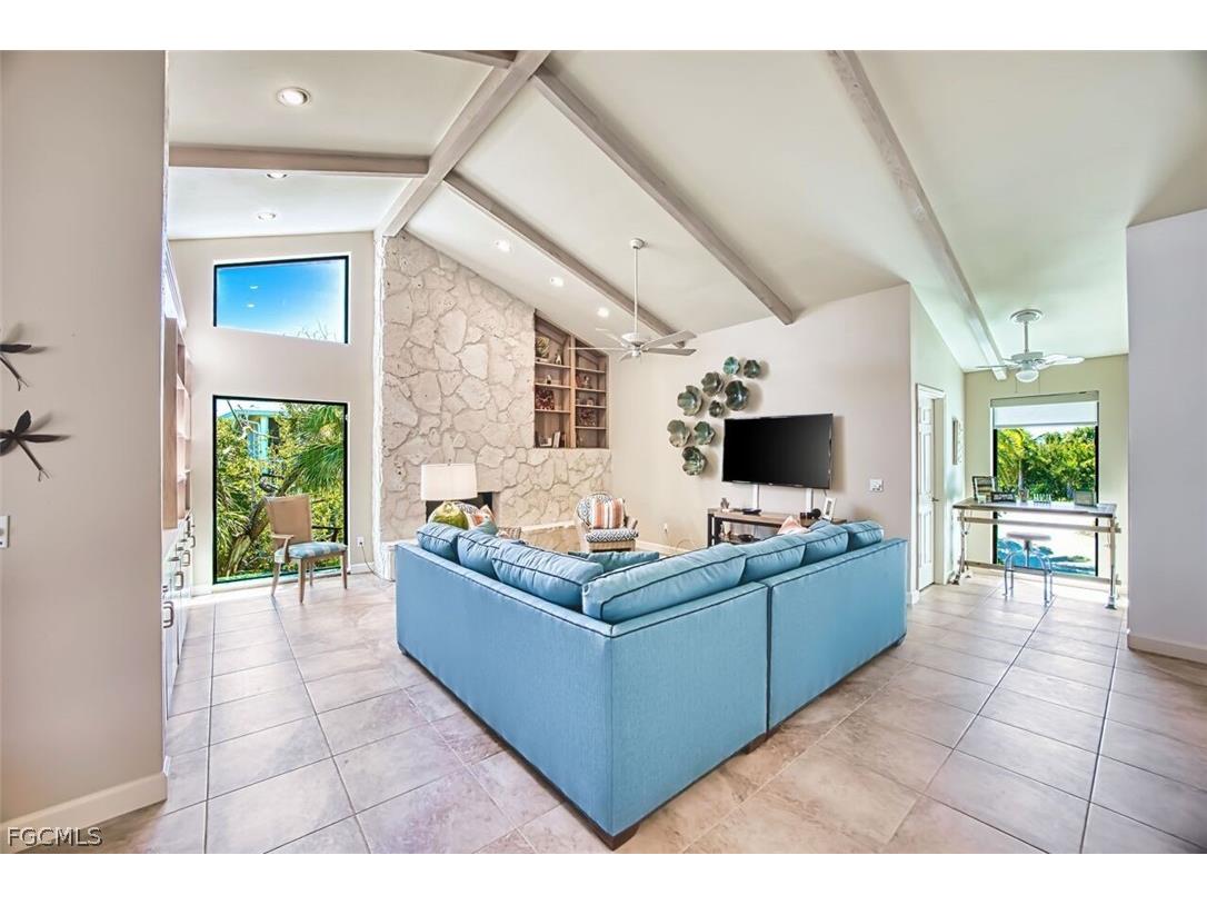 4960 Joewood Drive Sanibel FL 33957 2026006468 image9