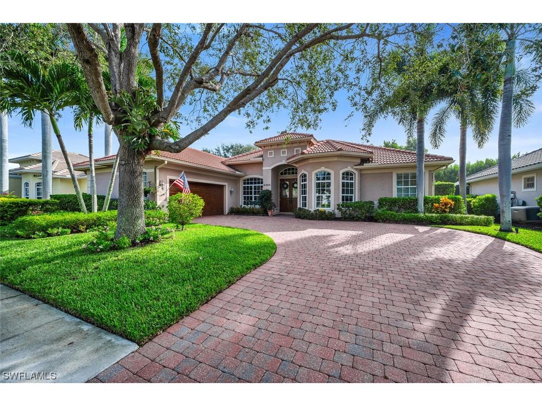 4960 Rustic Oaks Circle Naples FL 34105 223070215 image1