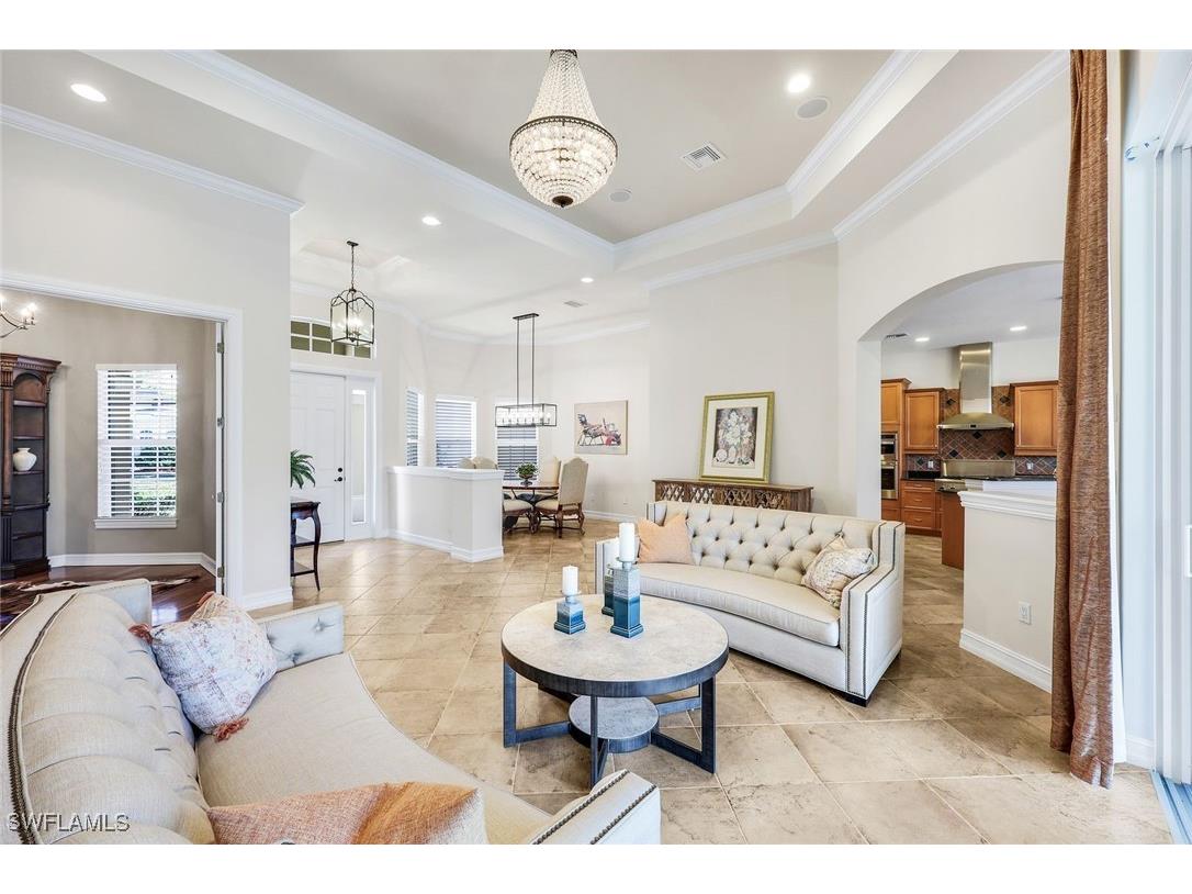 4963 Rustic Oaks Circle Naples FL 34105 225083639 image6