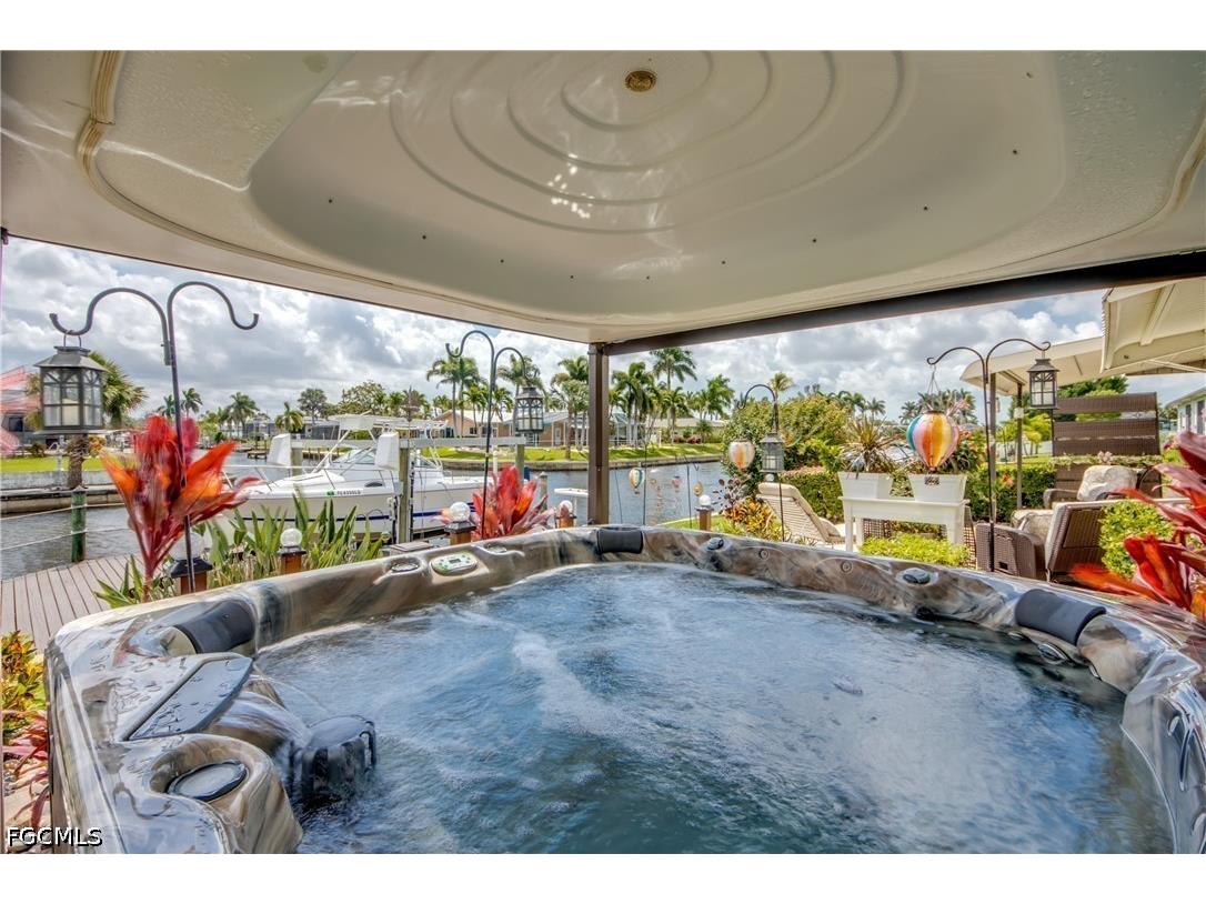 4963 Vincennes Street #1-2 Cape Coral FL 33904 2026018239 image4