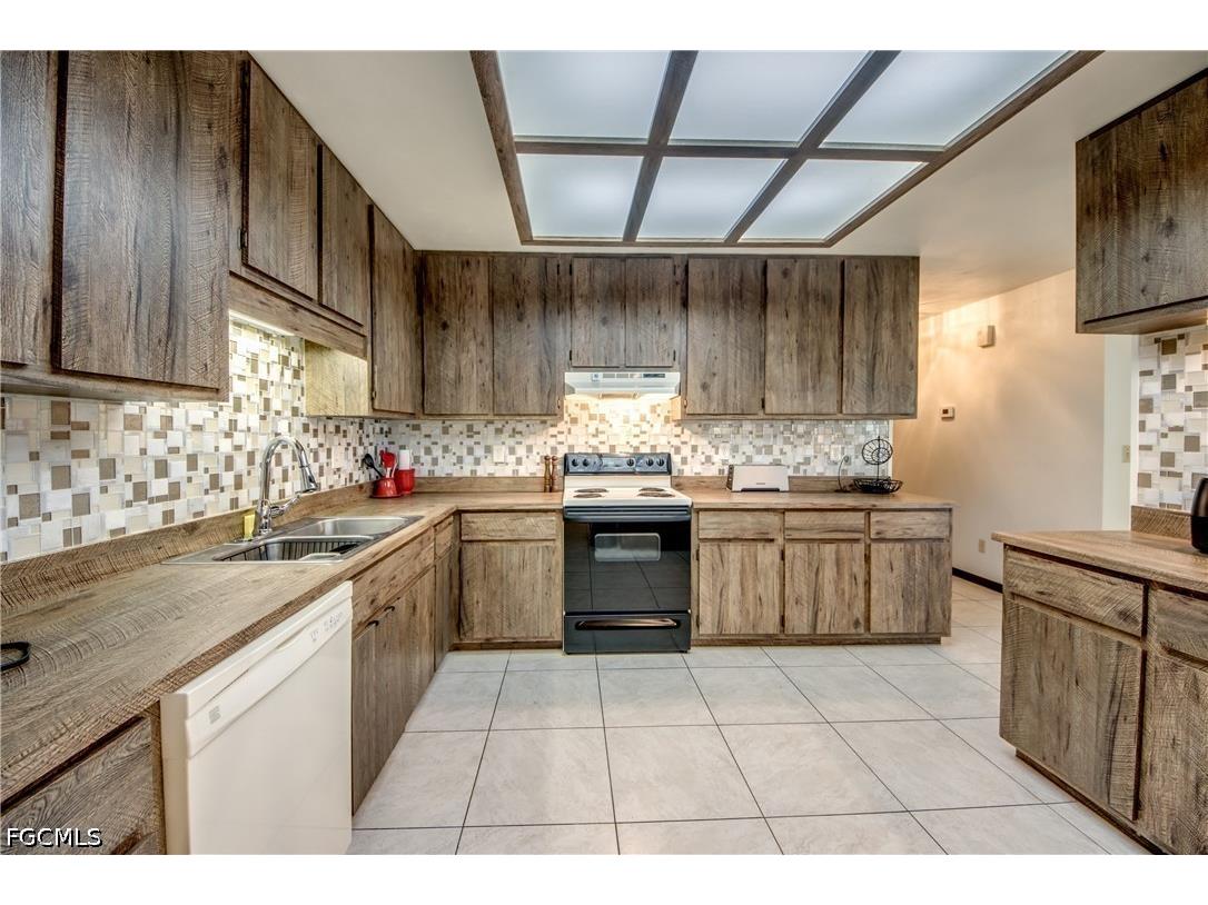 4963 Vincennes Street #1-2 Cape Coral FL 33904 2026018239 image9