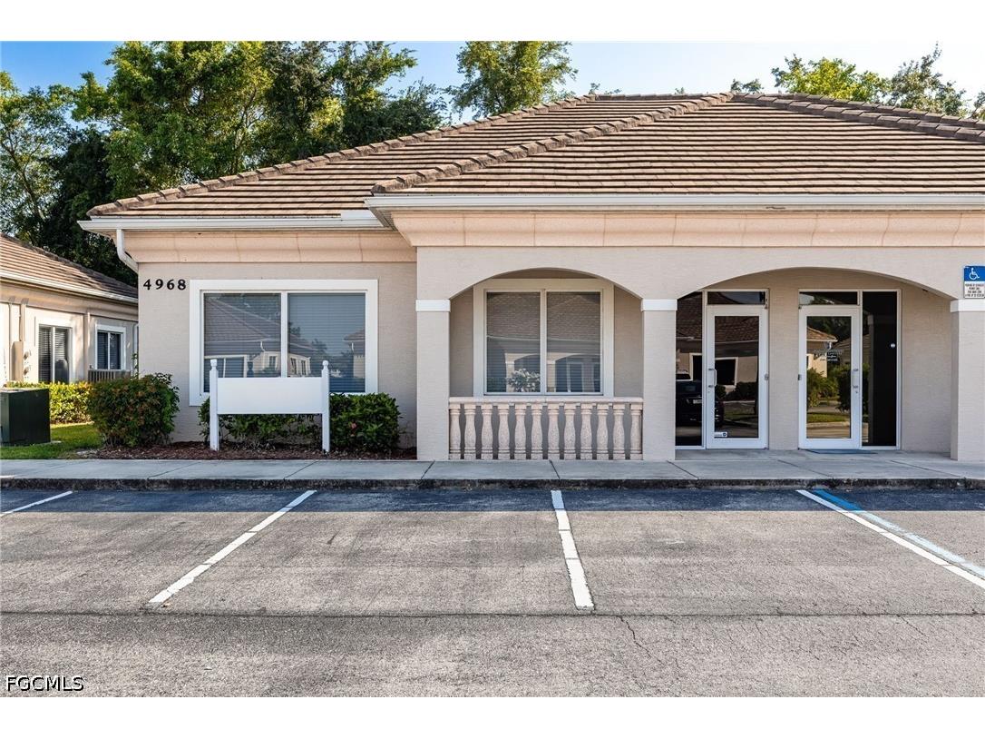4968 Royal Gulf Circle Fort Myers FL 33966 2026020327 image2