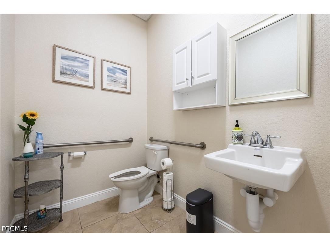 4968 Royal Gulf Circle Fort Myers FL 33966 2026020327 image25