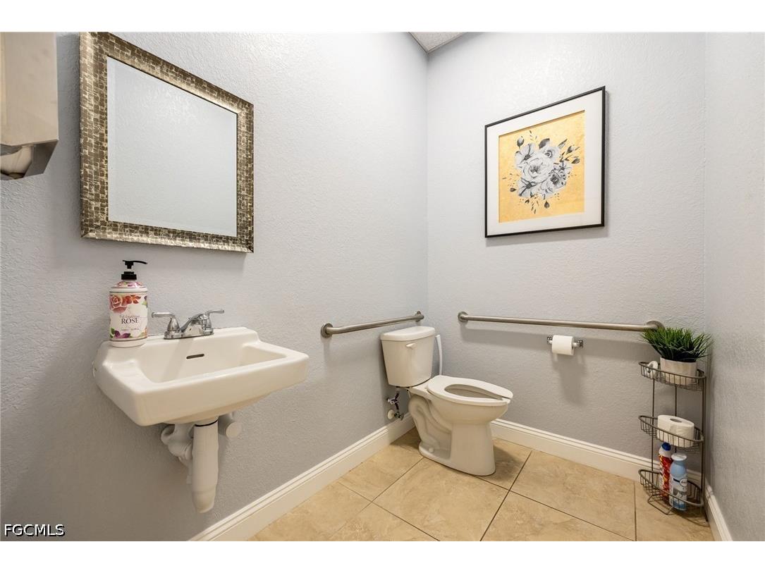 4968 Royal Gulf Circle Fort Myers FL 33966 2026020327 image27