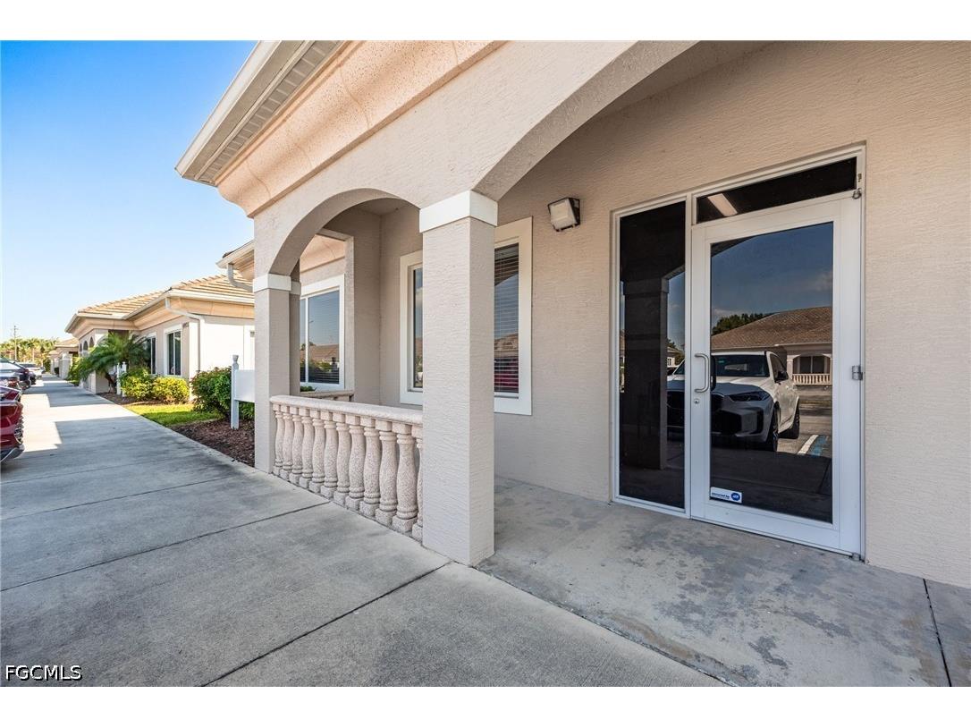 4968 Royal Gulf Circle Fort Myers FL 33966 2026020327 image5