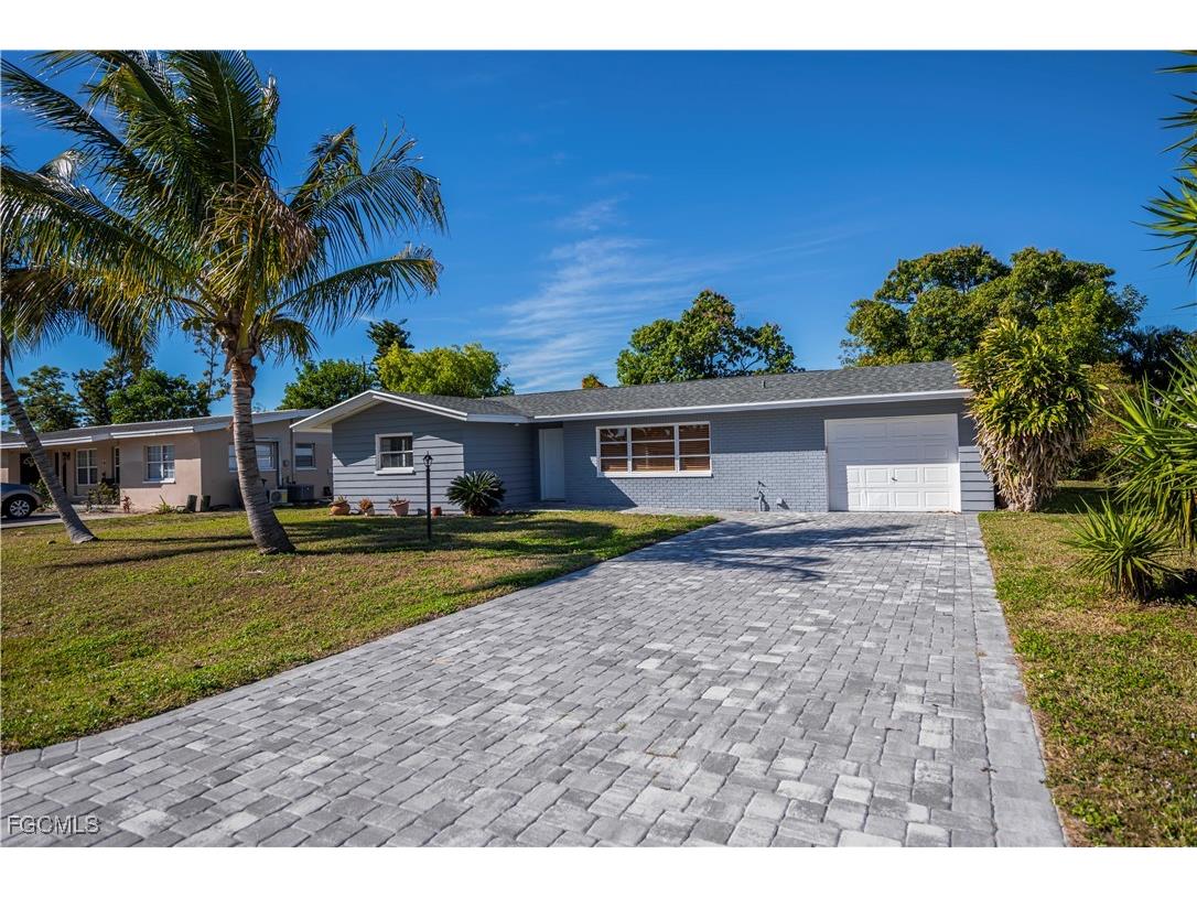 4968 Vincennes Street Cape Coral FL 33904 2026003499 image1