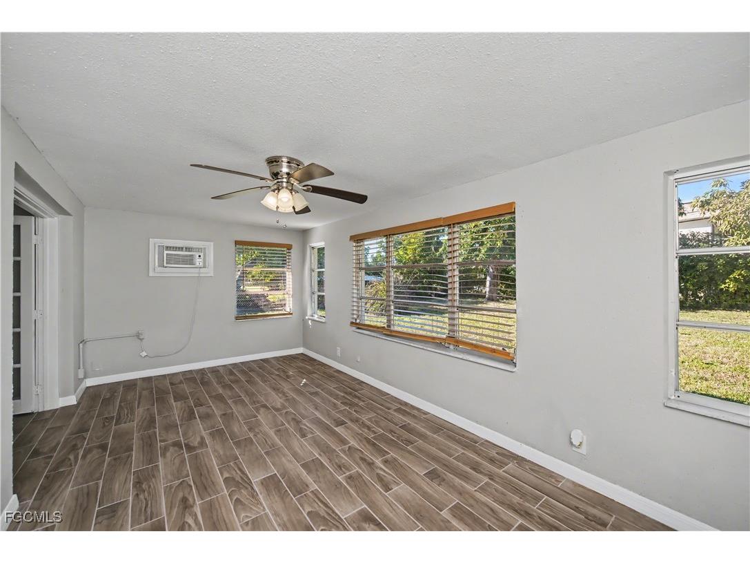 4968 Vincennes Street Cape Coral FL 33904 2026003499 image6