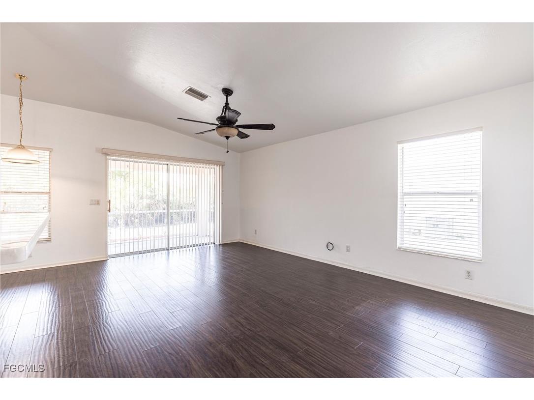 497 Bethany Village Circle Lehigh Acres FL 33936 2025019806 image3