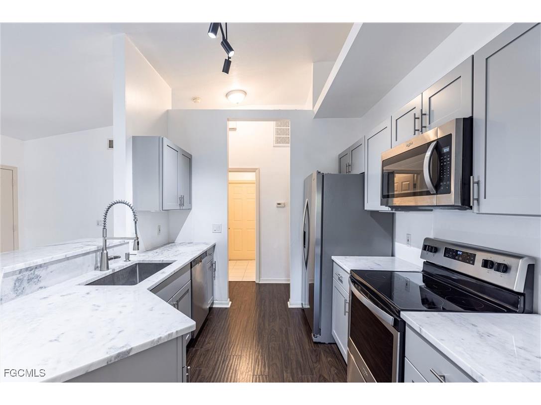 497 Bethany Village Circle Lehigh Acres FL 33936 2025019806 image5