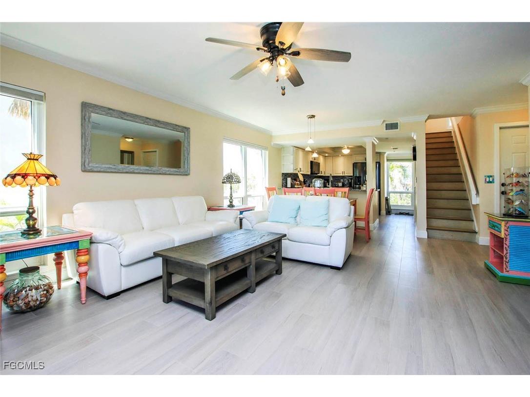 497 E Gulf Drive #4 Sanibel FL 33957 2025021457 image10