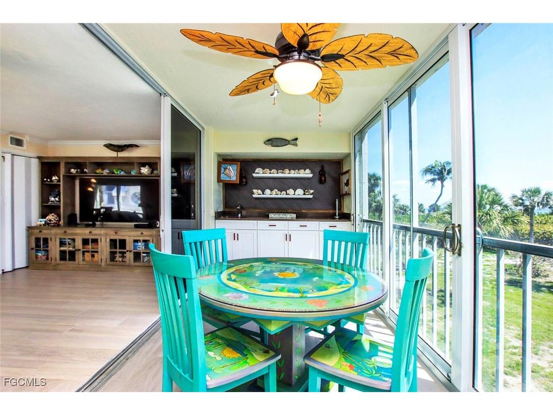 497 E Gulf Drive #4 Sanibel FL 33957 2025021457 image12