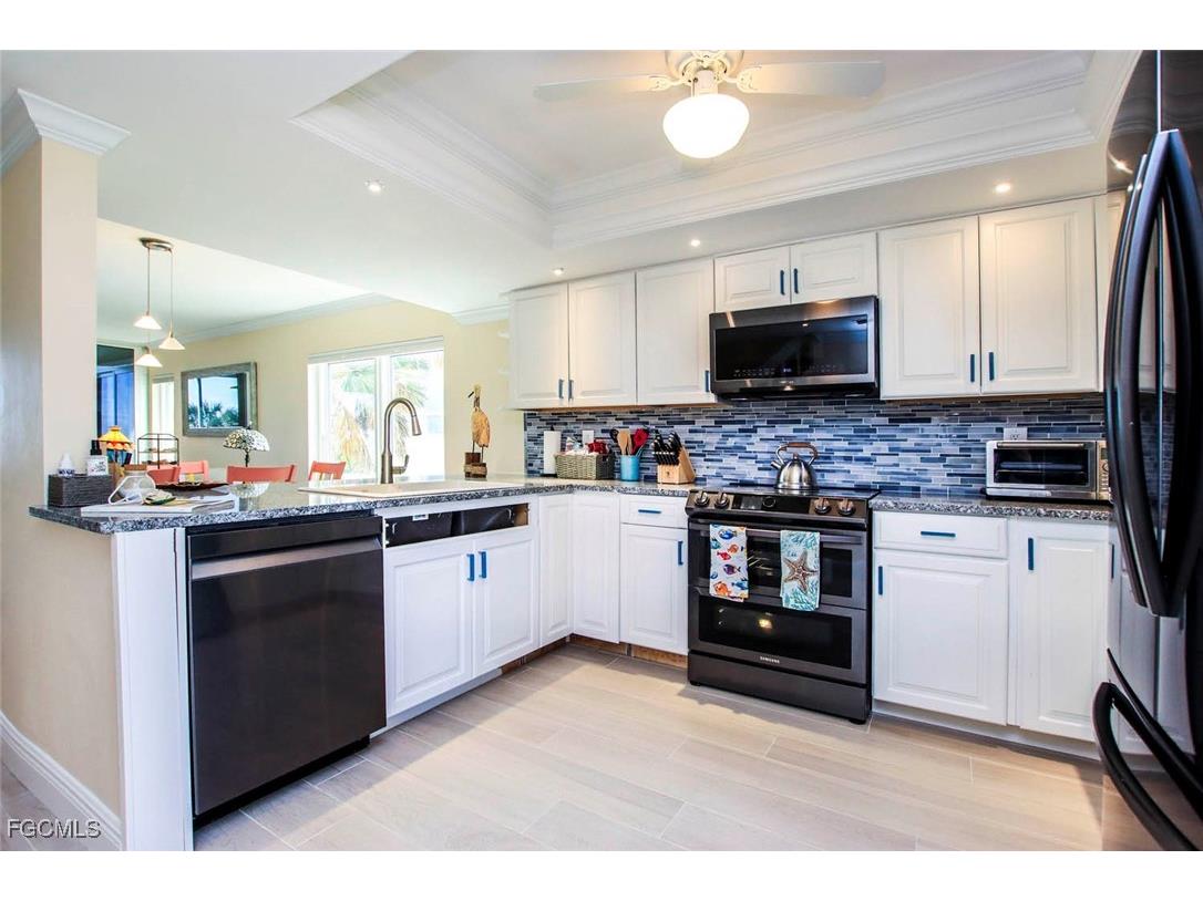 497 E Gulf Drive #4 Sanibel FL 33957 2025021457 image6