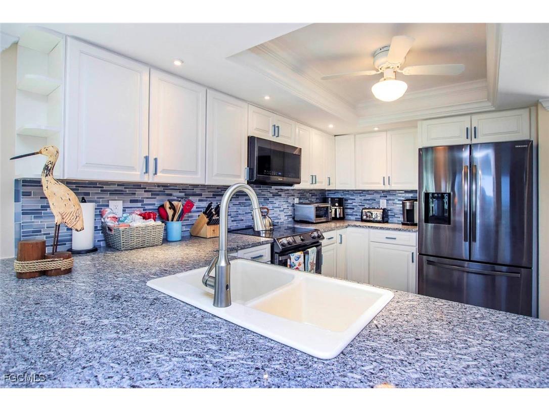 497 E Gulf Drive #4 Sanibel FL 33957 2025021457 image7